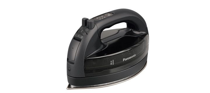 コードレススチームアイロン NI-WL710（オープン価格）／パナソニック