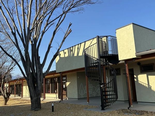 高崎市の就労継続支援B型事業所が運営する地域に開かれたカフェ「Jiwal café」で、アクセサリー作り＋ランチイベント開催