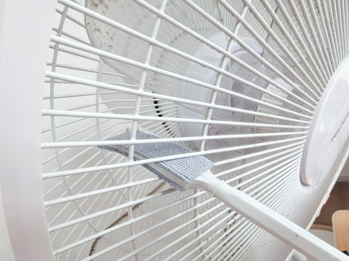 すき間が広い部分は厚みのある方で