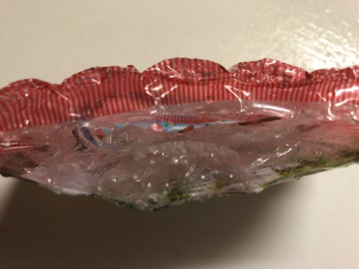カニカマのパッケージは、開け方を変えるだけでメリットがあったなんて！