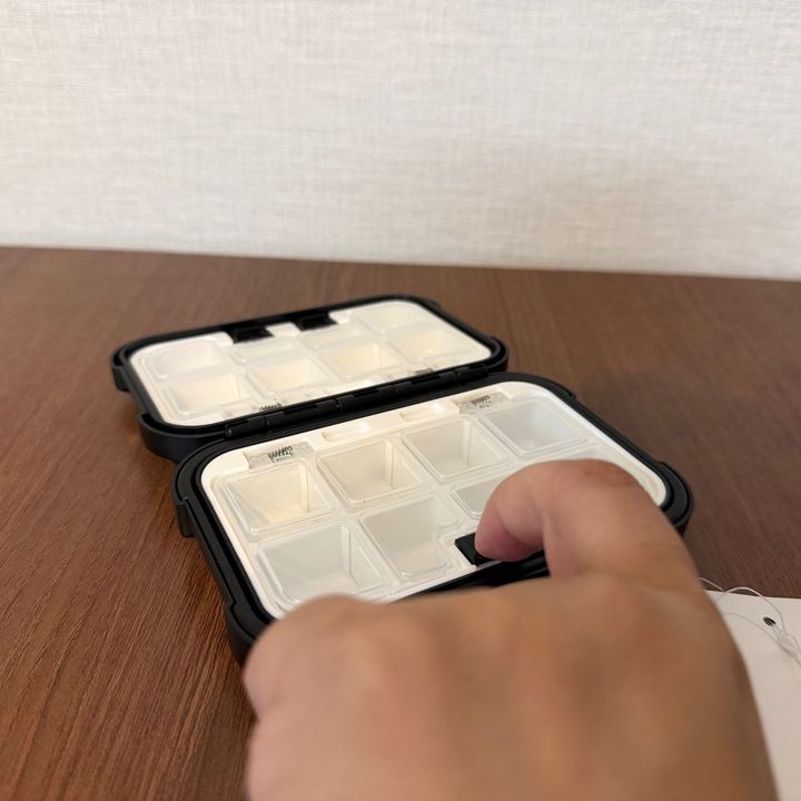 えっ、片手で開くの？ダイソーの隠れた名品！550円「タックルボックス」が小物収納に超便利だった