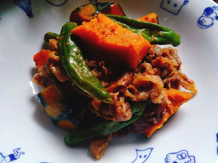 がっつり濃厚でおいしい！かぼちゃと牛肉のバターしょうゆ炒め