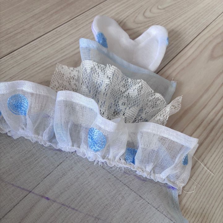 ヒレのほうからひらひらを付ける
