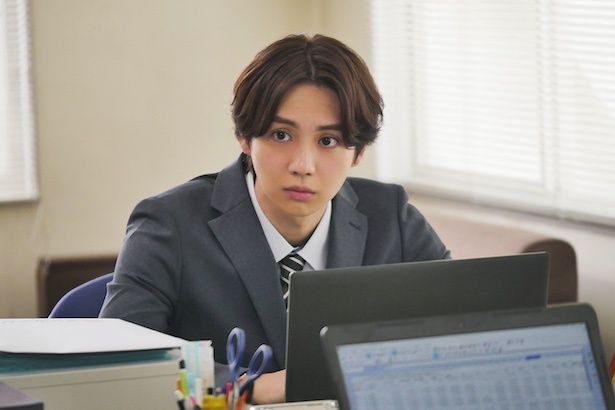 咲奈の夫・光弘(吉野北人さん) (C) 2026映画『昨夜は殺れたかも』製作委員会