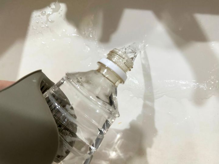 画像3: ペットボトルをコンパクトにする裏ワザ