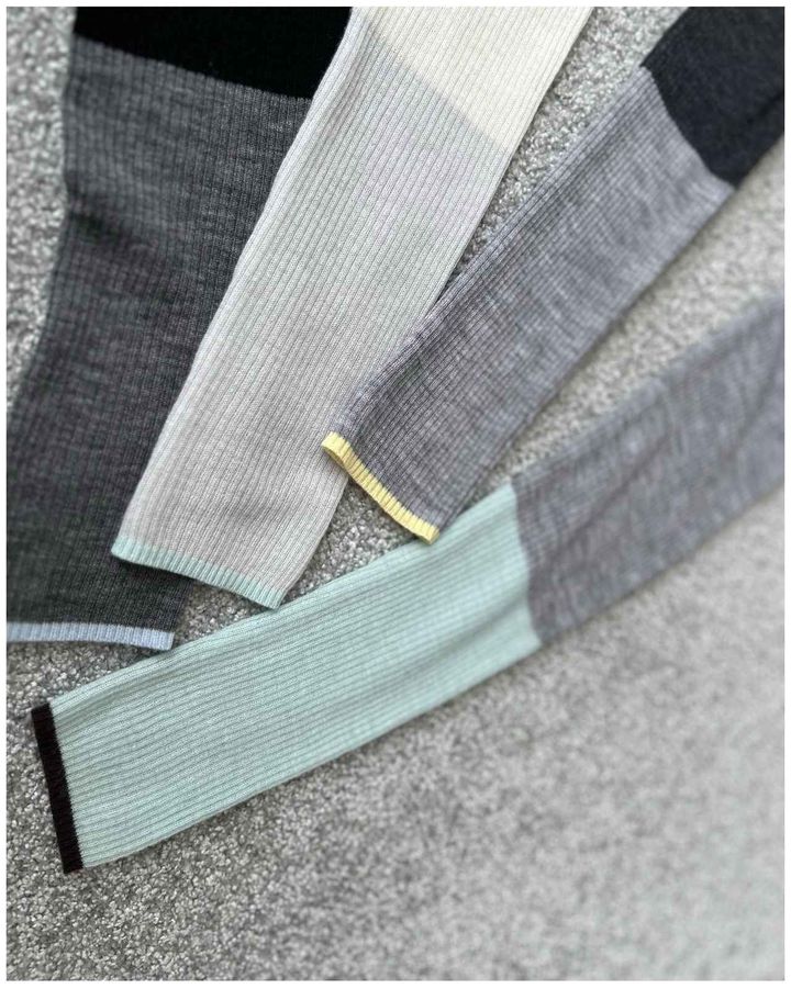 画像2: 【plst】カラーブロックシアーリブタートルネックセーター各¥8,990 www.plst.com
