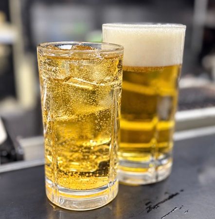 1杯99円のドリンクと豪快な肉を堪能！那覇・久茂地に「那覇 大衆焼肉 暴飲暴食」が新たに誕生