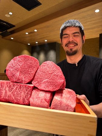 1杯99円のドリンクと豪快な肉を堪能！那覇・久茂地に「那覇 大衆焼肉 暴飲暴食」が新たに誕生