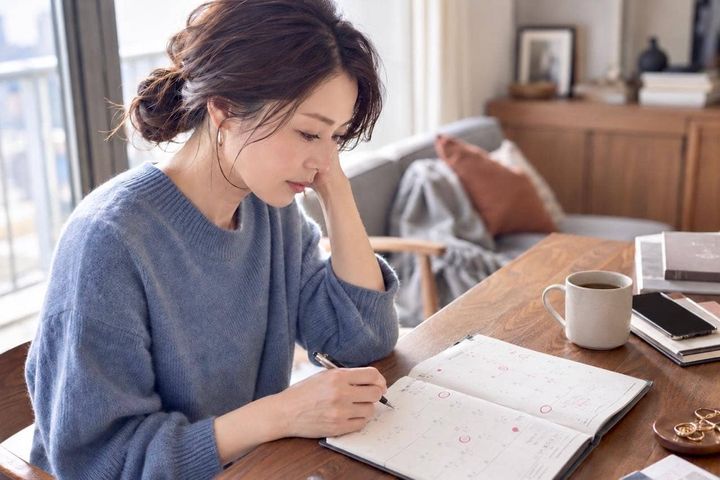「最近、生理の周期が短くなったり長くなったりする…」40代以降が知っておきたい体の変化