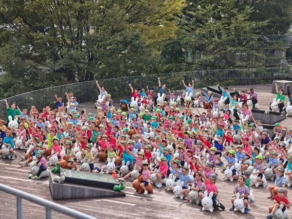 東京都立川市ふじようちえんで「ブルーナボンボン」を使った運動あそびイベント！今後は全国の園へ
