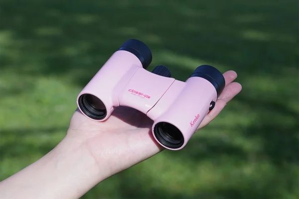 ライブ鑑賞に最適な双眼鏡「ケンコーClassi-air」が登場！全9色のカラーと選べる倍率を展開