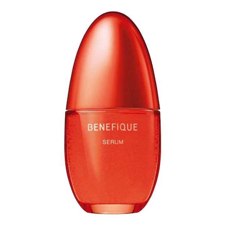 肌・体・心、すべてをつないでいる心身ネットワークに着目。ベネフィーク セラム 50mL 1万1000円（編集部調べ・資生堂）