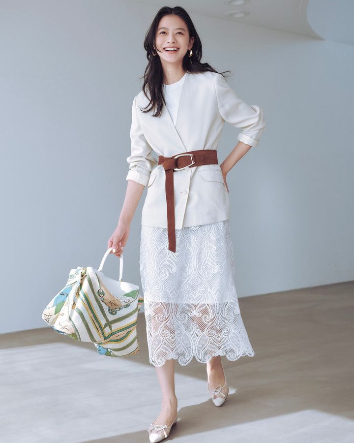 松木育未 ジャケットコーデ