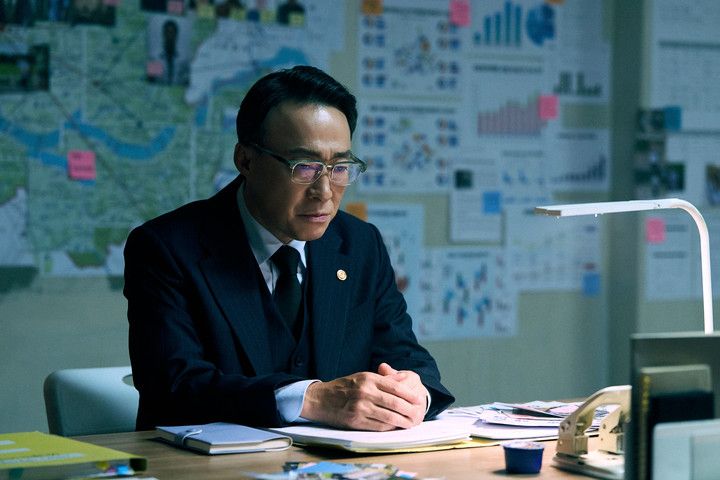 鉄槌教師：キイ・ソンミン