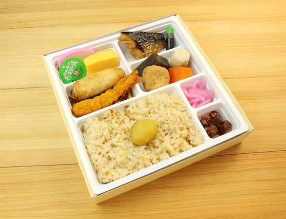 HUBアスティ静岡店が、和栗を味わう全国一斉ランチ会「BIKKURI LUNCH2026」の静岡会場に！東海軒の和栗ご飯弁当を楽しもう