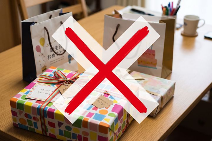 若い世代は義務的なプレゼント交換をなくす工夫も