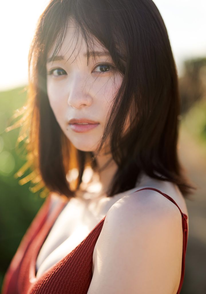 「週刊ヤングジャンプ」47号より表紙&巻頭は谷口彩菜 （C）HIROKAZU ©︎HIROKAZU／集英社 width=