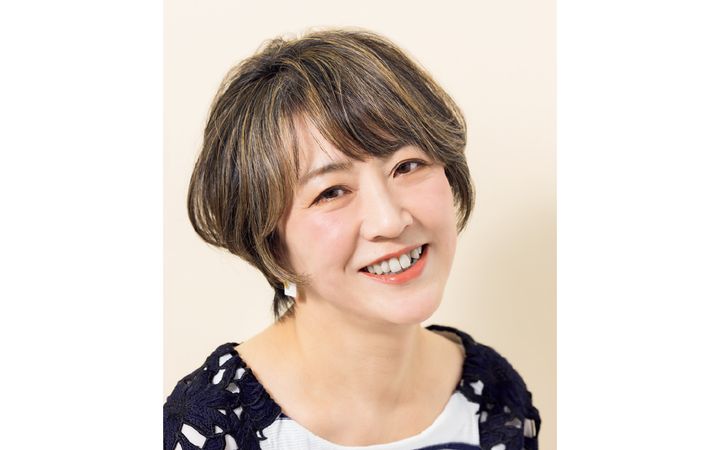 前髪のクセを克服。重くなり過ぎない、厚め前髪がポイント 