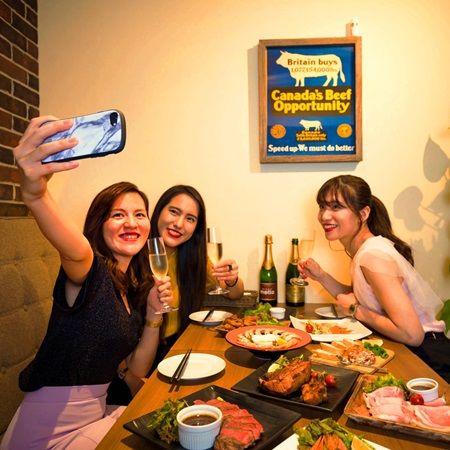 東京・池袋駅近くの「肉バル Bar＆Grill motto」が10日間の「ステーキ全品50％OFFキャンペーン」実施！
