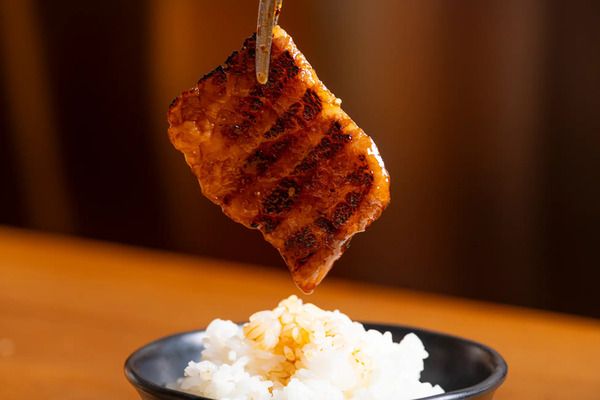 たれにこだわった焼肉を炊き立てご飯と味わえる「浜松町 たれ焼肉のんき 裏」OPEN！