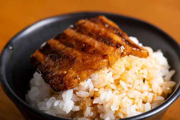 たれにこだわった焼肉を炊き立てご飯と味わえる「浜松町 たれ焼肉のんき 裏」OPEN！