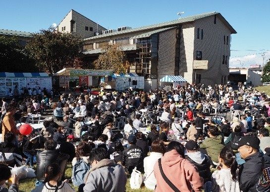 グルメバトルやキッチンカーが集結！埼玉・蓮田市役所で「第18回うたやの森フェスティバル」開催