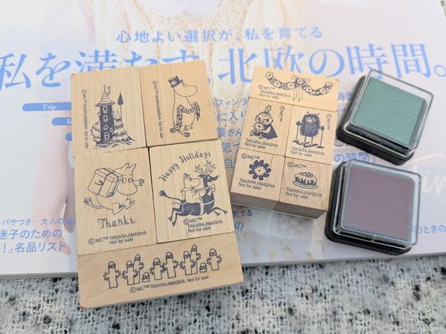 ムーミンと仲間たちの木製スタンプ10個とインク2色