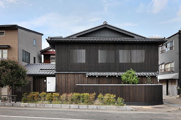 岐阜・6棟の一棟貸しホテル「町家レジデンスイン高山」が2026年度グッドデザイン賞を受賞