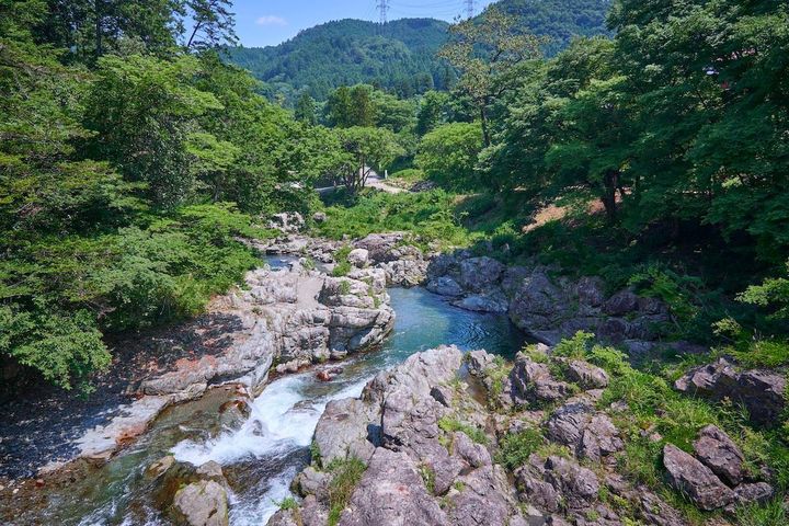 「石舟橋」から見る「秋川」の流れ