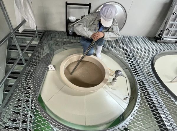 入社3年目の女性社員が醸す初めての挑戦！新品種「なつひめ」を100%使用した雪椿酒造の「純米大吟醸 し・し・し」