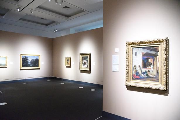 「伝統：アカデミー」「伝統：フランスの風景画」のコーナー((「シンシナティ美術館展 ～アメリカに渡ったヨーロッパの至宝～」展示風景、上野の森美術館、2026年)) 撮影：ソムタム田井