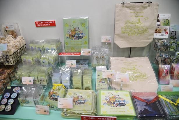 リラックマをはじめ、「サンエックス」のキャラクターたちのコラボグッズもずらり 撮影：ソムタム田井