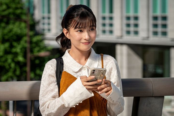 ドラマ『波うららかに、めおと日和』（続編）エンディングの「現代転生シーン」より （C）フジテレビ width=
