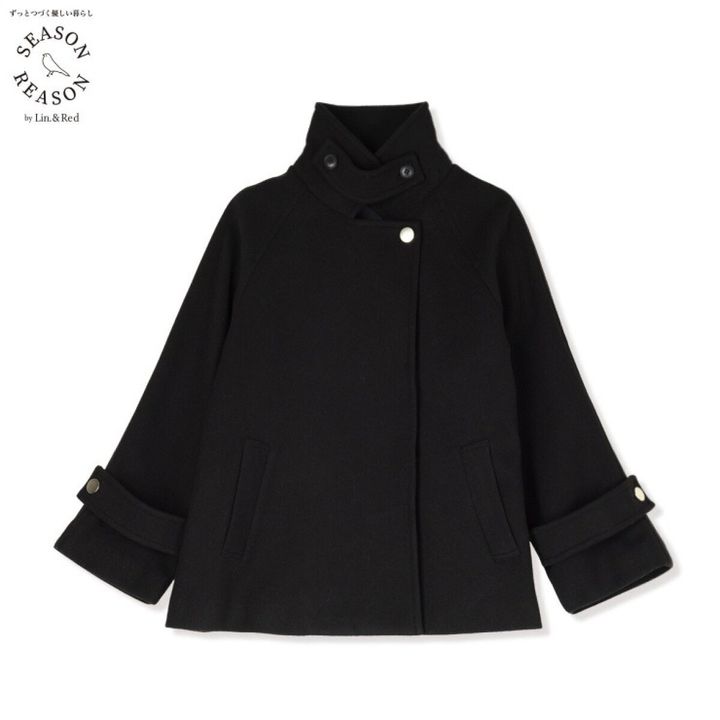 比翼仕立てできれいめな黒のショートジャケット