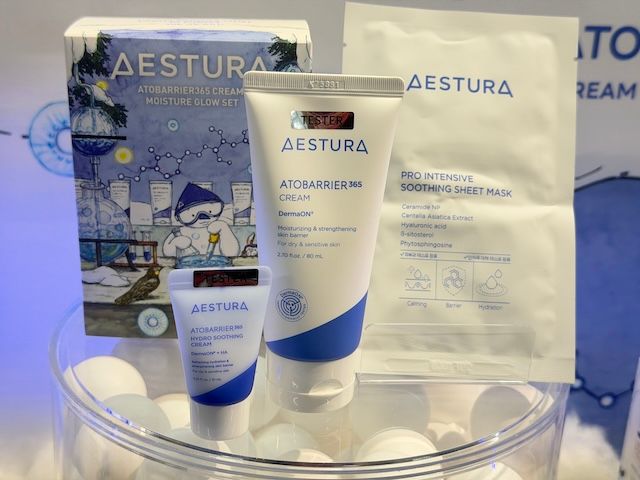 AESTURA アトバリア365クリーム モイスチャーグロウセットの中身