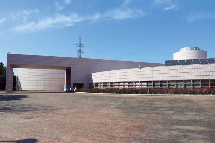 豊橋市自然史博物館の外観