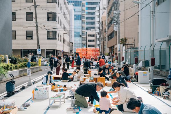 さまざまな分野で活動するひとたちが出会う東京・神田のあたらしい縁日「なんだかんだ」開催
