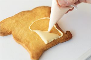 【パンどろぼうのアイシングクッキー】作ってみよう！「パンどろぼうとにせパンどろぼうのアイシングクッキー」・最新号からちょっと見せの画像5