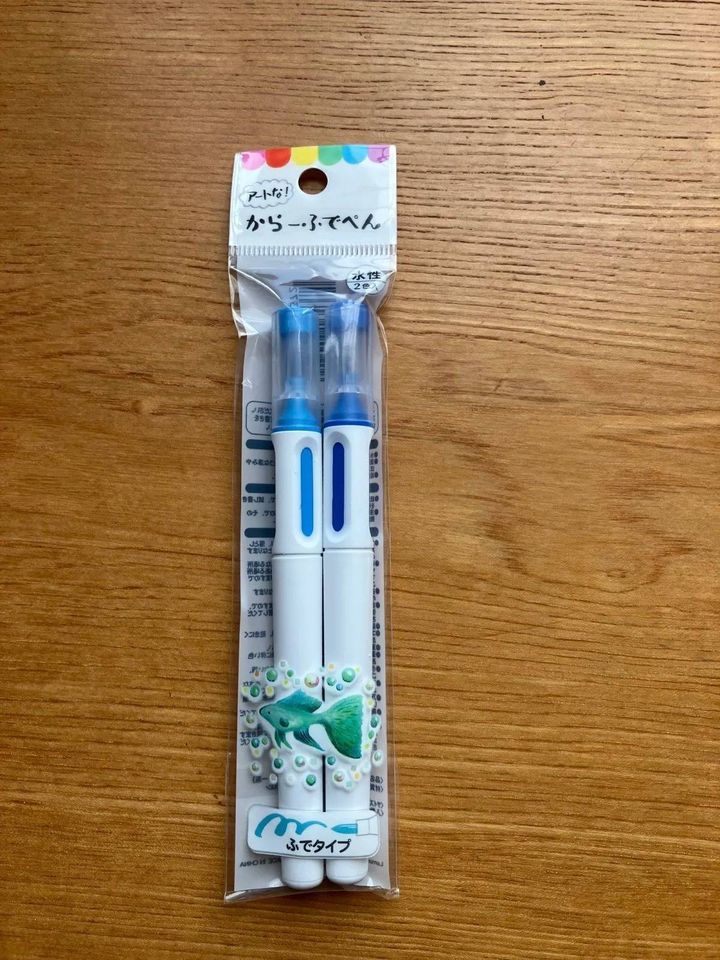 ダイソー：アートな からーふでぺん2P ブルー系
