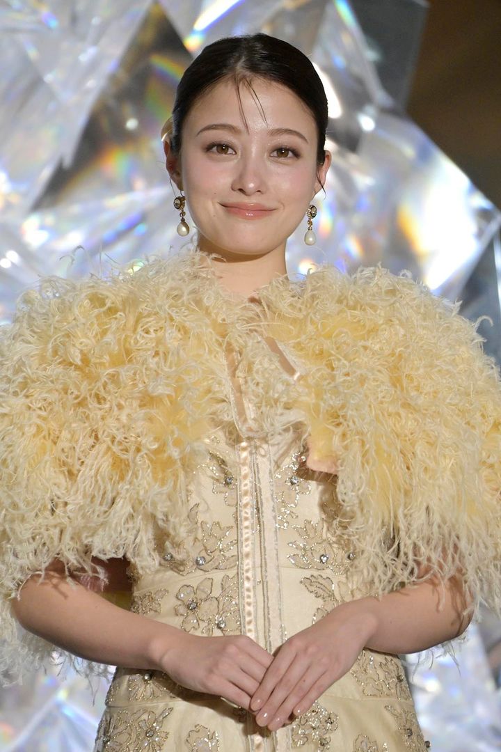 「女性アイドル人気」ランキング、4位の橋本環奈さん（2025年11月、時事通信フォト）