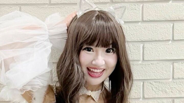 【写真・画像】「2、30年ずっと着てる」 “奇跡の57歳”女性芸人がミニスカ姿披露「体型を再確認」 1枚目