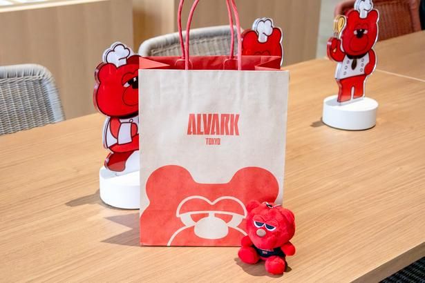 「マスコットキーチェーン」1500円。別途、ルークの顔がデザインされた可愛い紙袋(100円)もレジで販売されているので、忘れずにチェックしておきたい