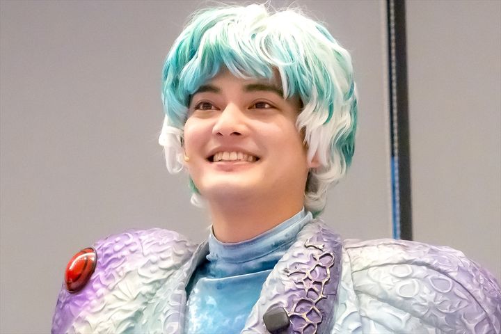 中山優馬、舞台『蛙昇天』囲み取材に登場 クランクイン！ width=