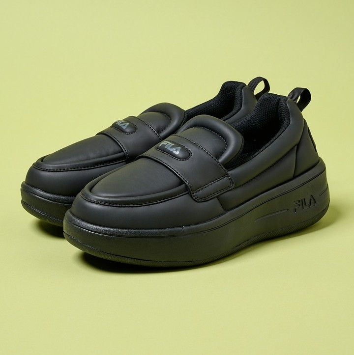 「フィラ」の「スパーバブルローファー」￥12100