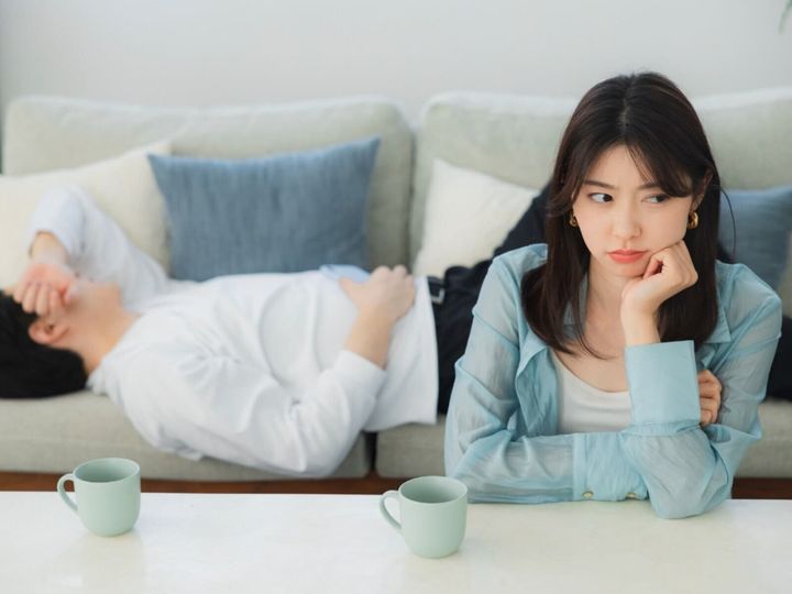 夫の転職による収入減や親の高齢化をきっかけに、結婚後に夫婦で実家へ戻る人もいます。今回は、茨城県龍ヶ崎市緑町に住む35歳女性のエピソードを紹介します。
