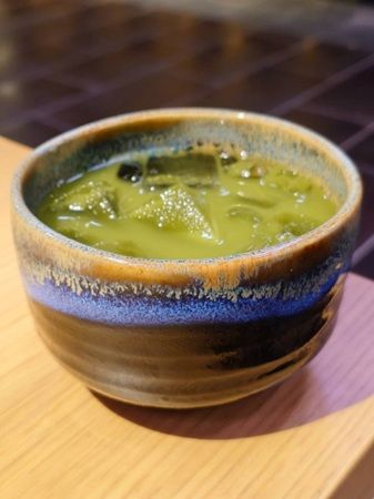 炭火×世界の羊肉×厳選日本酒の新スタイル「炭羊 Lamb ＆ Sake」オープン！JR東京駅直結の、気軽に入れる“羊のIzakaya”