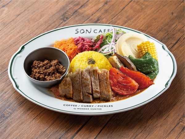 旬の泉州野菜や「いずみピクルス」をスパイスカレーで楽しむ「SON CAFE 大丸心斎橋店」がオープン！