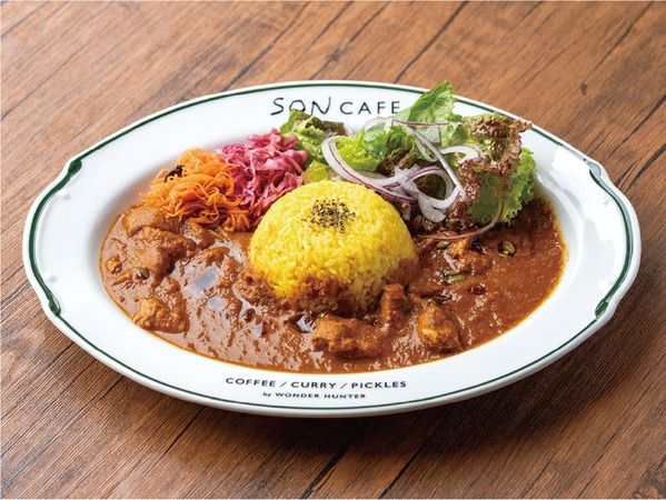 旬の泉州野菜や「いずみピクルス」をスパイスカレーで楽しむ「SON CAFE 大丸心斎橋店」がオープン！