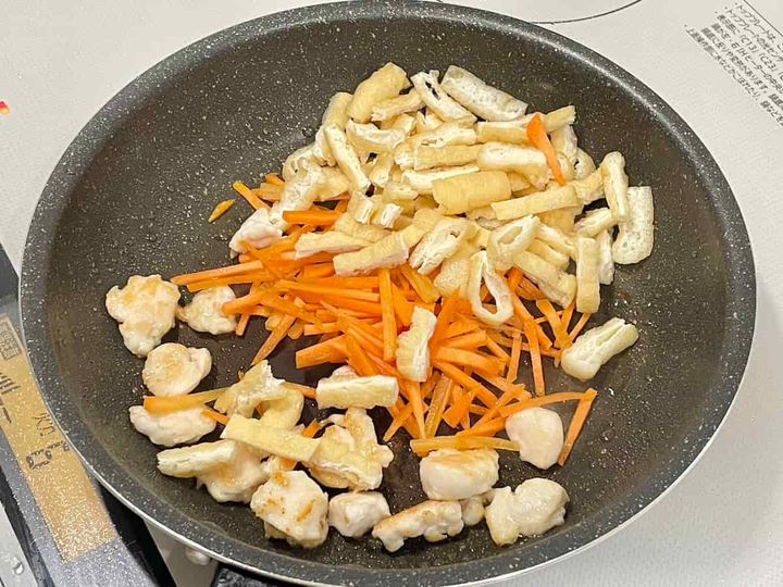焼き香る炒め仕立てのとりめし