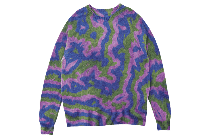 〈ブルーナボイン〉のカシミヤセーター